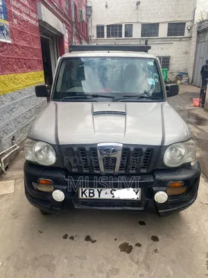 Mahindra Scorpio 2016 Silver