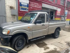 Mahindra Scorpio 2016 Silver