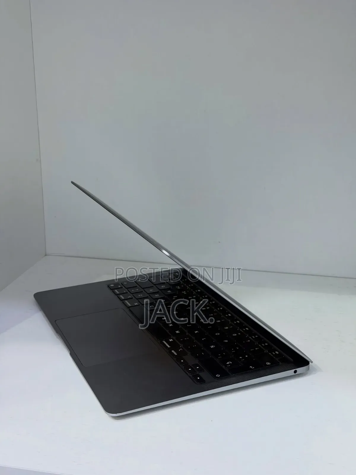 Laptop Apple MacBook Air 2020 M1 16GB Apple M1 SSD 512GB
