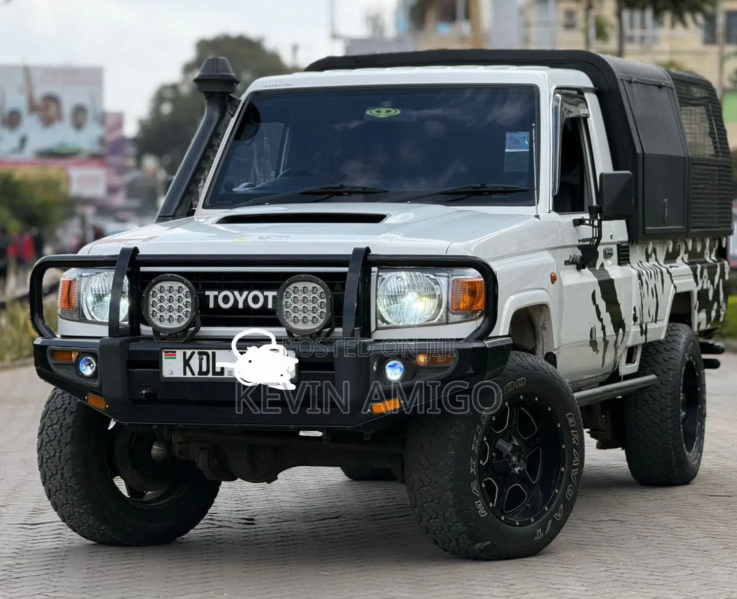 Toyota Land Cruiser 76 Series 2023