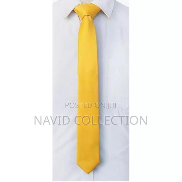 Yellow Tie - main view