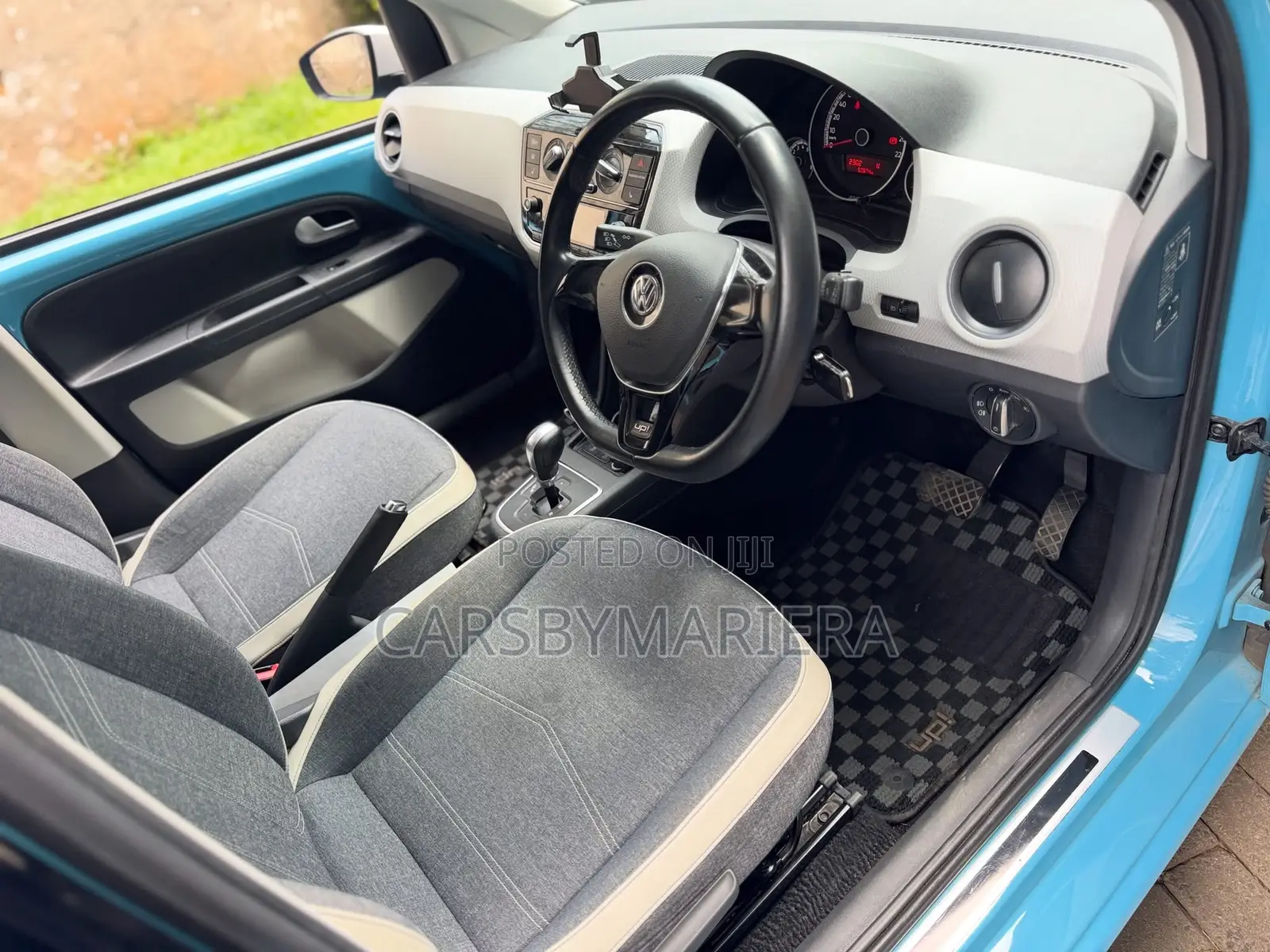 Volkswagen Up 2019 Blue