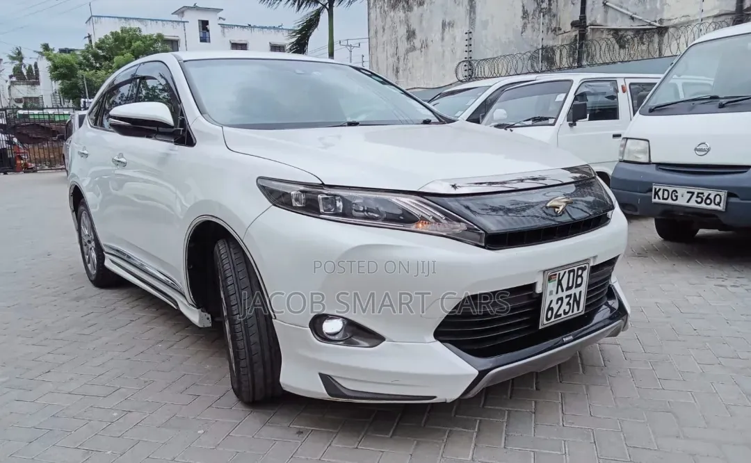 Toyota Harrier 2014 White
