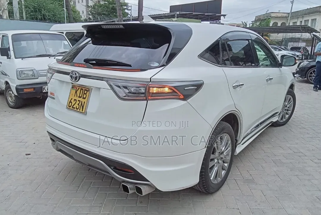 Toyota Harrier 2014 White