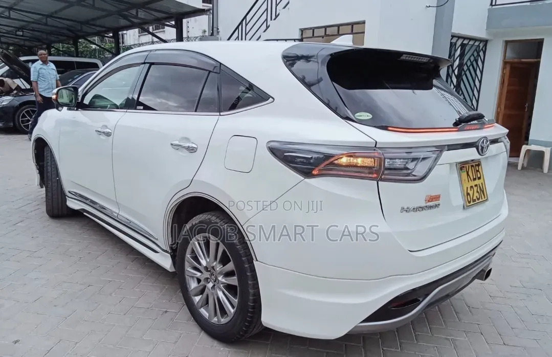 Toyota Harrier 2014 White