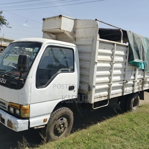 Isuzu NKR Canter 2002 White - thumbnail 3