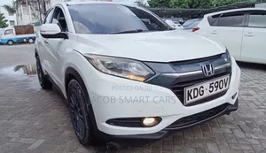 Honda Vezel 2017 White
