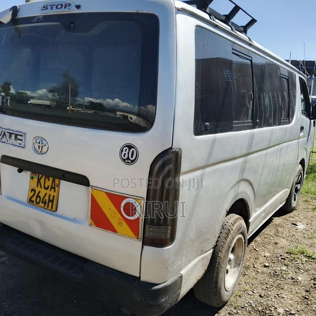 Toyota HiAce 2011 Silver - thumbnail 5