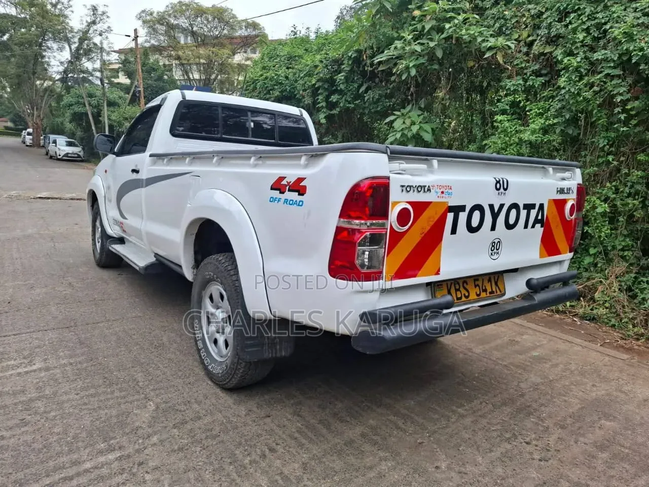 Toyota Hilux 2012 White
