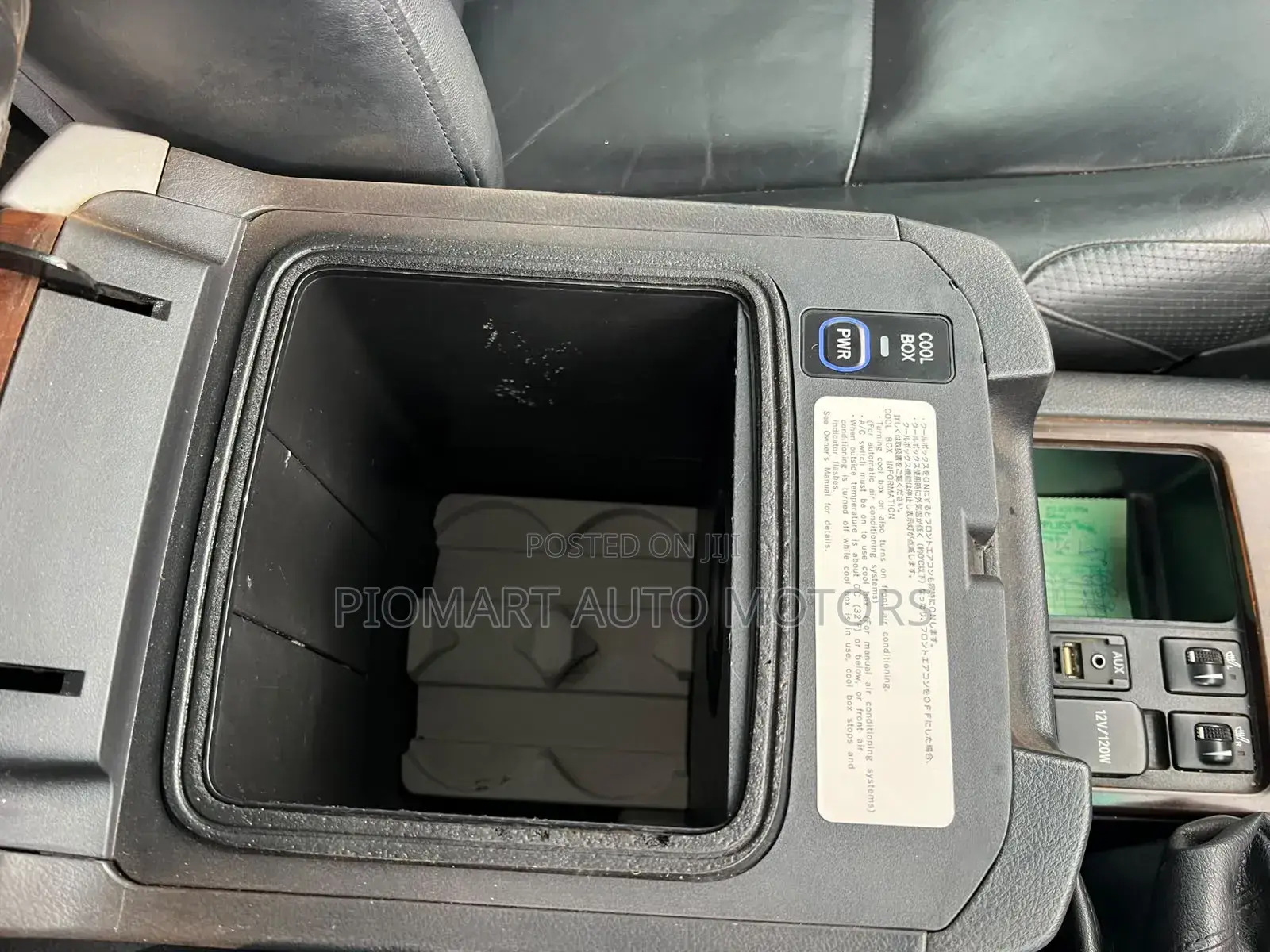 Toyota Land Cruiser Prado 2010 Silver