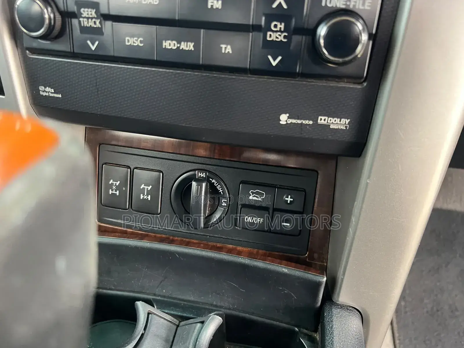 Toyota Land Cruiser Prado 2010 Silver