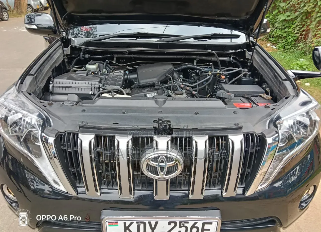 Toyota Land Cruiser Prado 2011 Black