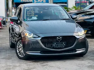 Mazda 2 2021