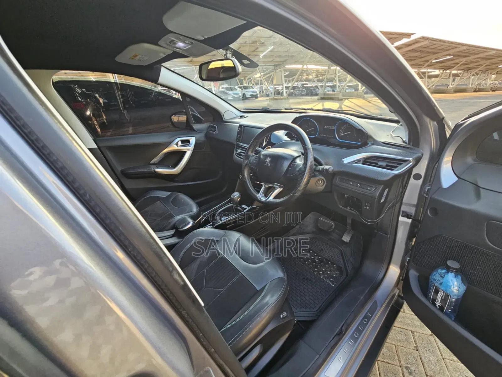 Peugeot 2008 2019 Gray