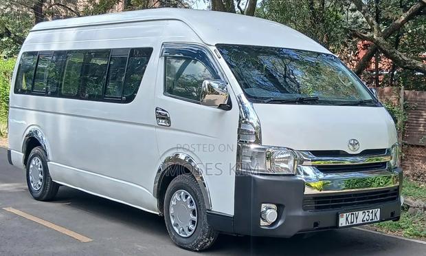 Toyota HiAce 2019 White - thumbnail 2