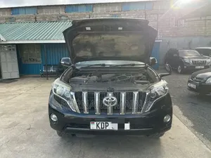 Toyota Land Cruiser Prado 2017 Black