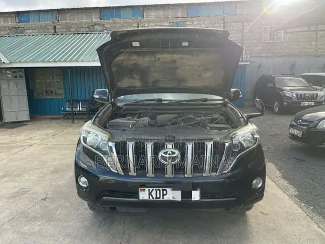 Toyota Land Cruiser Prado 2017 Black