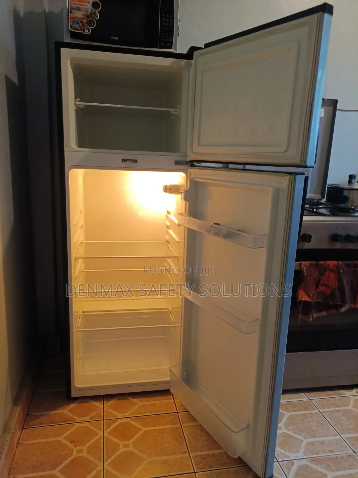225l Bruhm 2 Doors Fridge