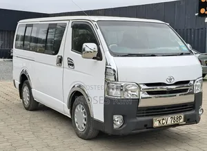 Toyota HiAce 2013 White