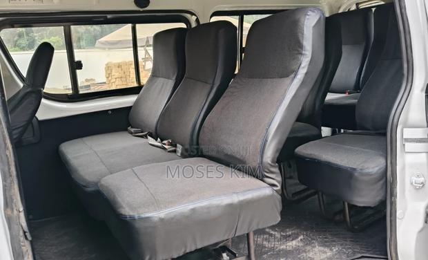 Toyota HiAce 2013 White - thumbnail 5