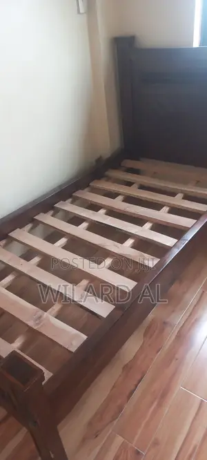 Mahogany Bed