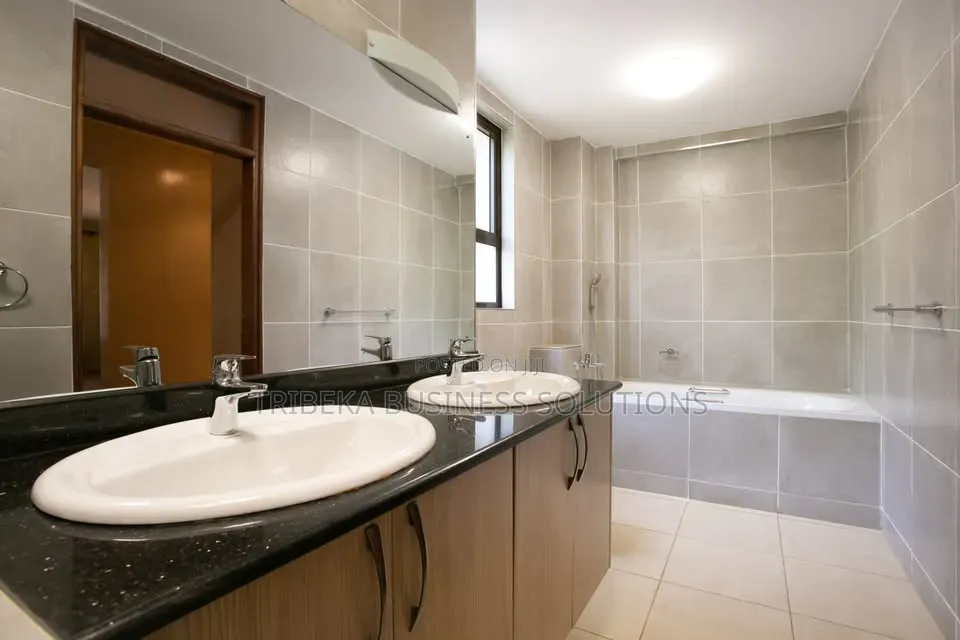 3bdrm Apartment in Skyview Gardens, Westlands for sale