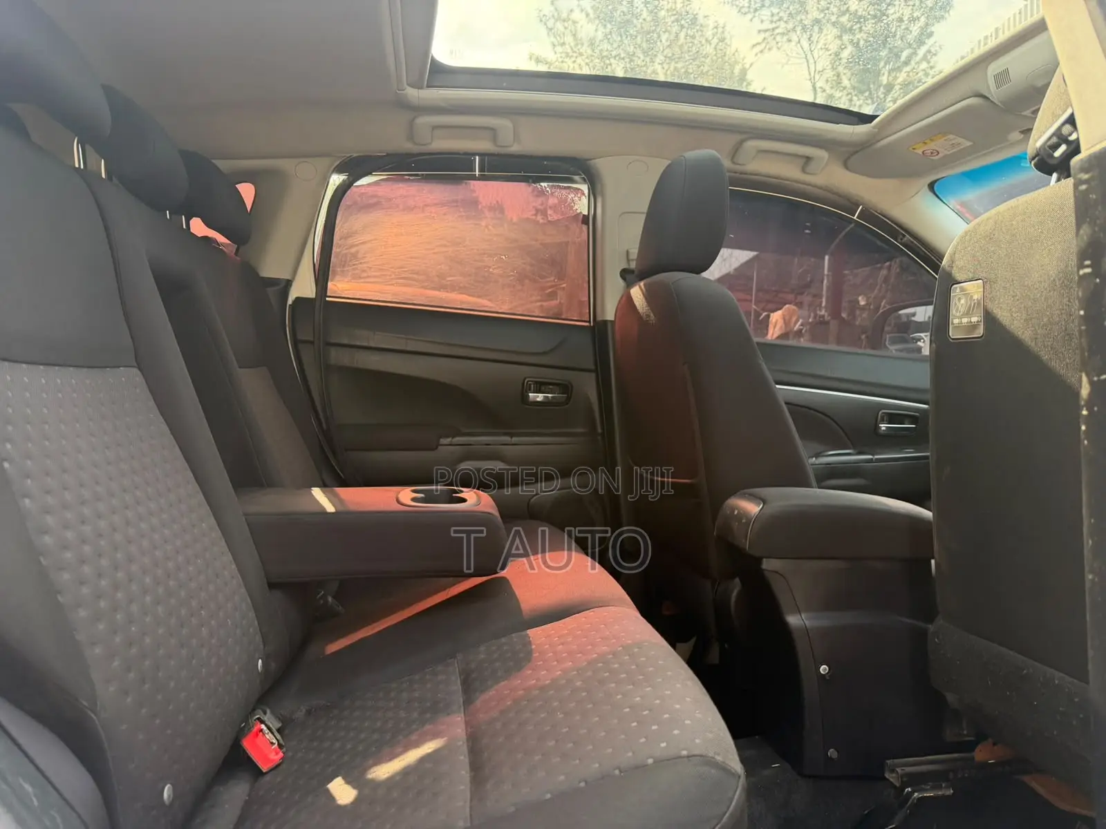 Mitsubishi RVR 2010 White