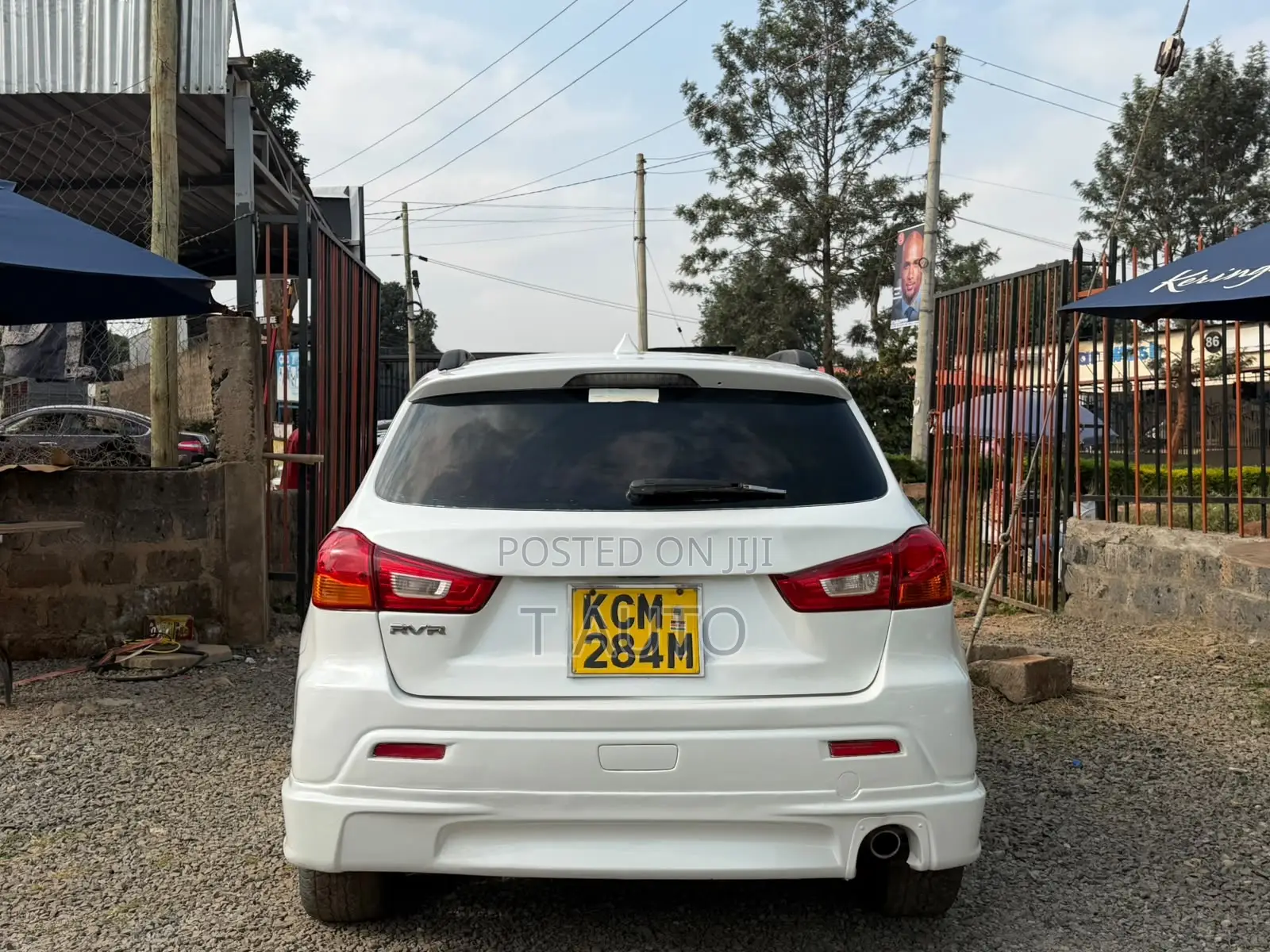 Mitsubishi RVR 2010 White