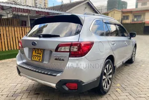 Subaru Outback 2016 Silver