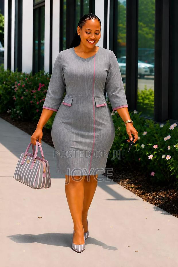 Heavy Stretcher Material Dress - thumbnail 2