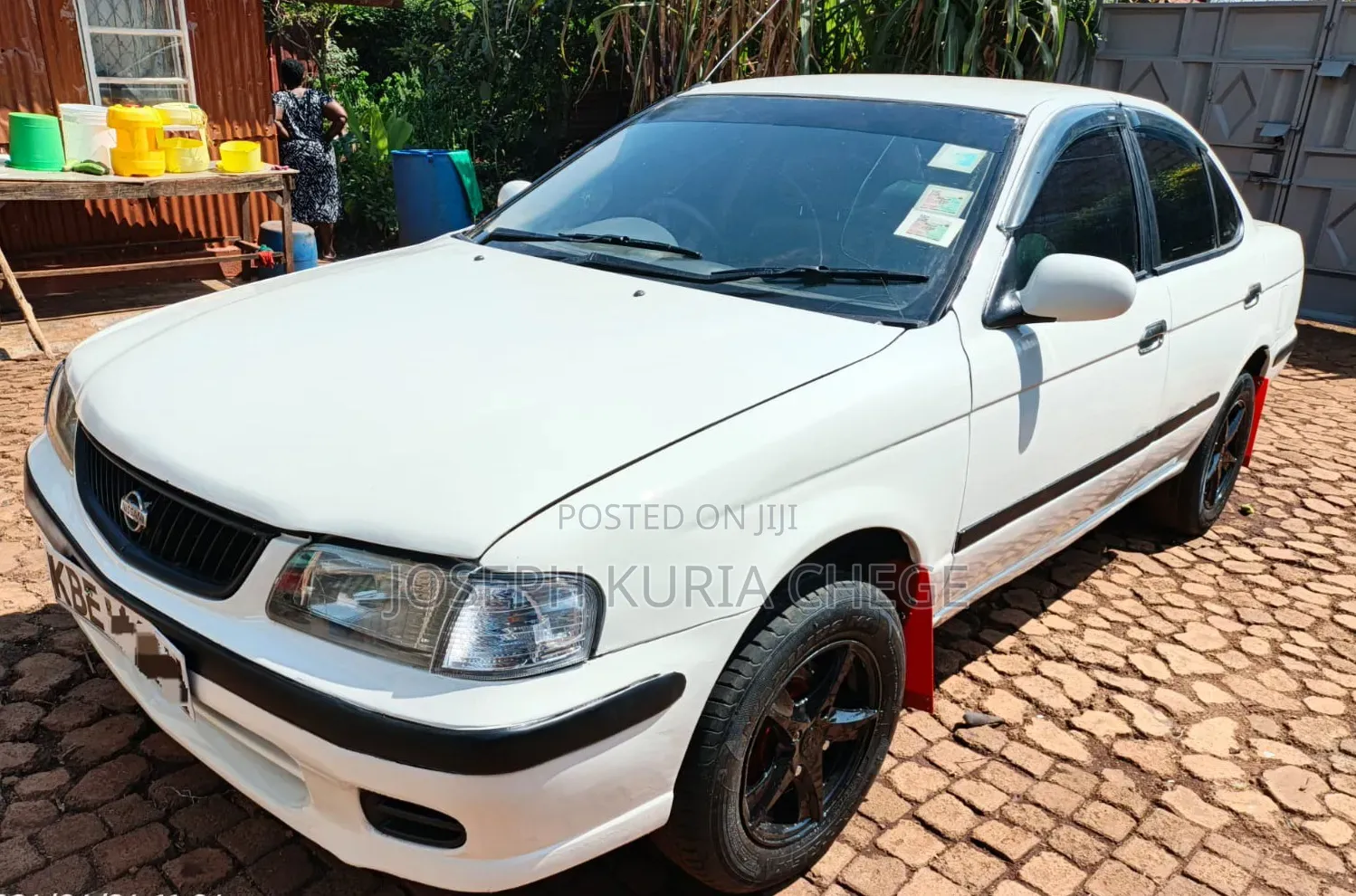 Nissan Sunny 2003 White