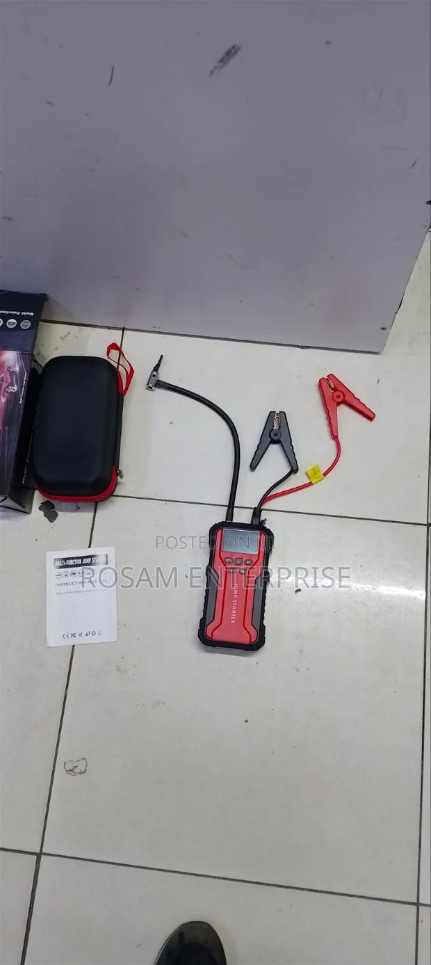 High Power Car Jump Starter - thumbnail 2