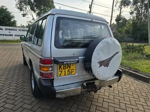 Mitsubishi Pajero 2009 Silver