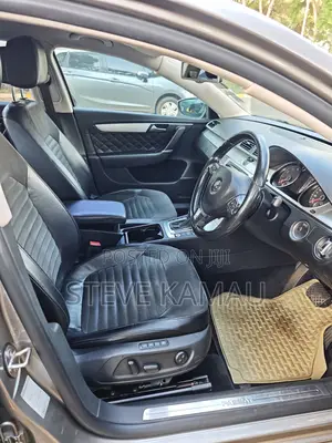 Volkswagen Passat 1.8 SE Sedan 2012 Gold