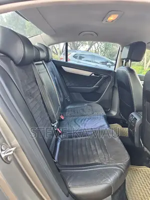 Volkswagen Passat 1.8 SE Sedan 2012 Gold