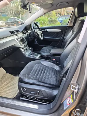 Volkswagen Passat 1.8 SE Sedan 2012 Gold