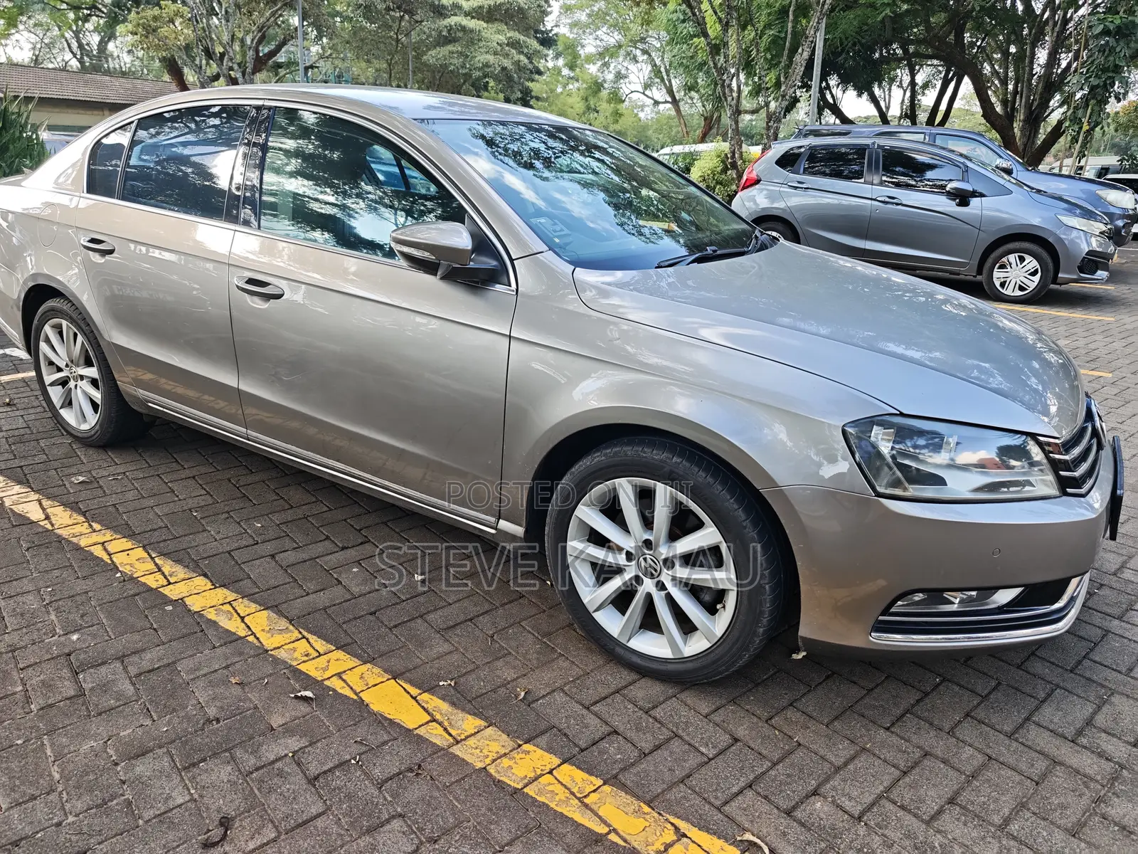 Volkswagen Passat 1.8 SE Sedan 2012 Gold