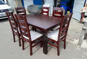 8 Seatets Dining Table That Suites Your Family