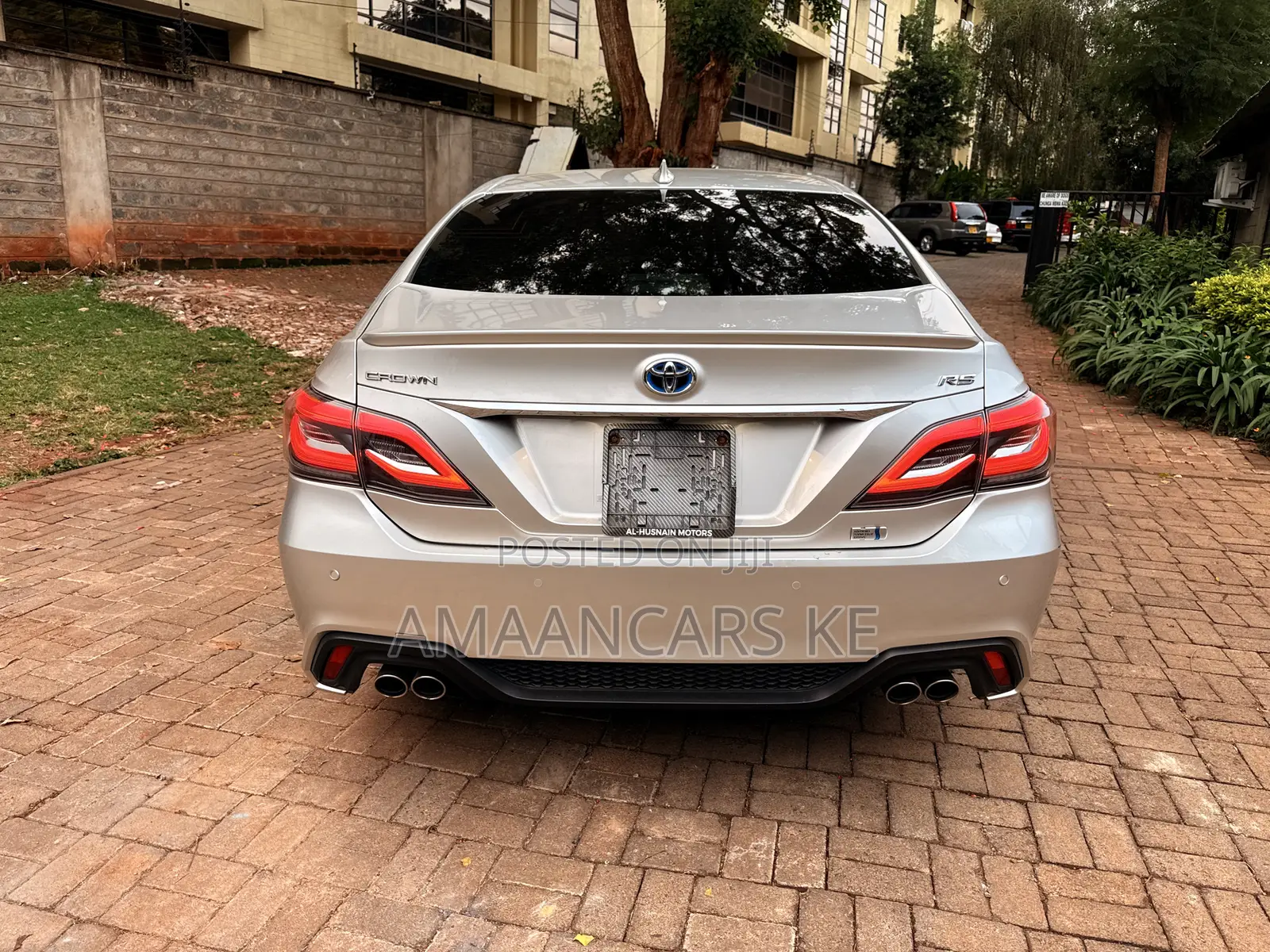 Toyota Crown 2018 Silver