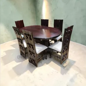 6 Seaters Dining Table Suitable for Your Family
