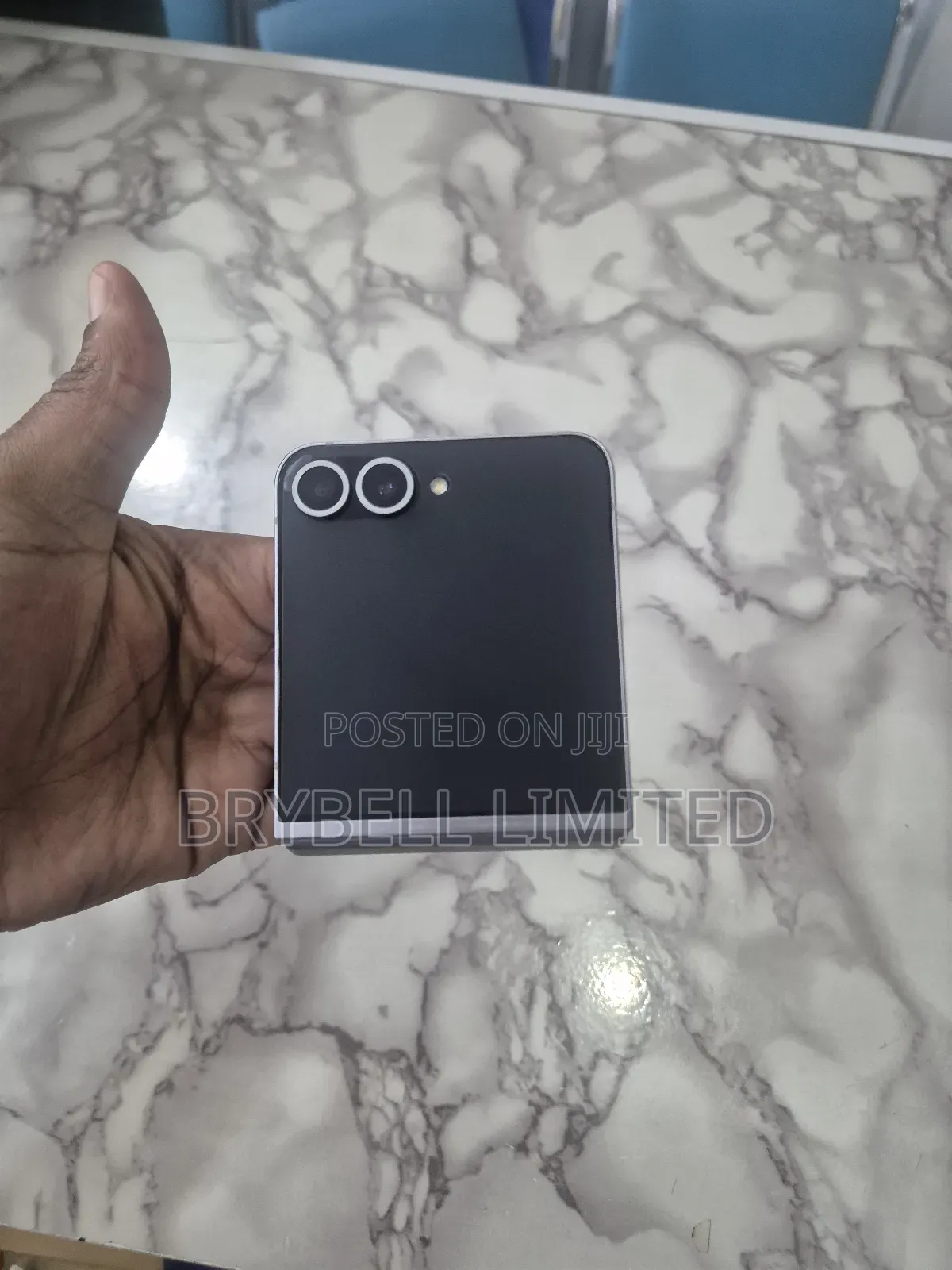 Samsung Galaxy Z Flip6 256 GB Gray