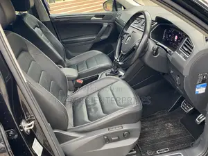 Volkswagen Tiguan 2019 Black