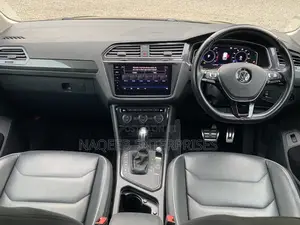 Volkswagen Tiguan 2019 Black