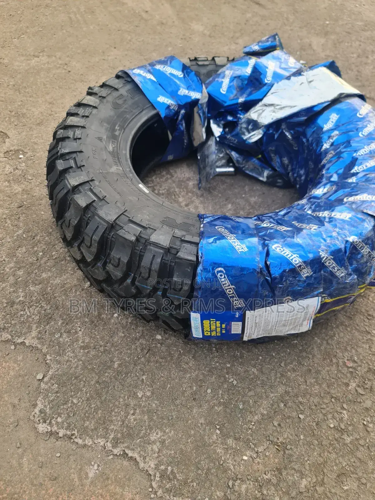 265 /70 R17 Comforser Tyres (Mud Terrain)