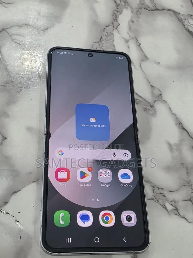 Samsung Galaxy Z Flip6 256 GB Silver - thumbnail 2