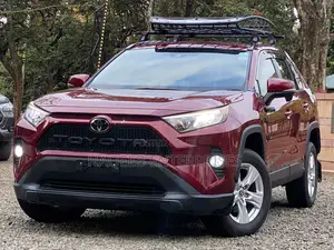 Toyota RAV4 2019 Maroon