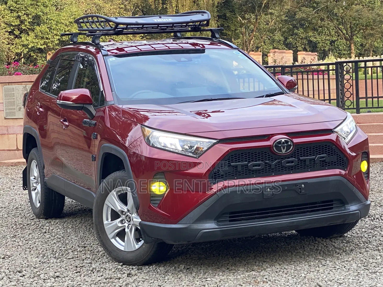 Toyota RAV4 2019 Maroon