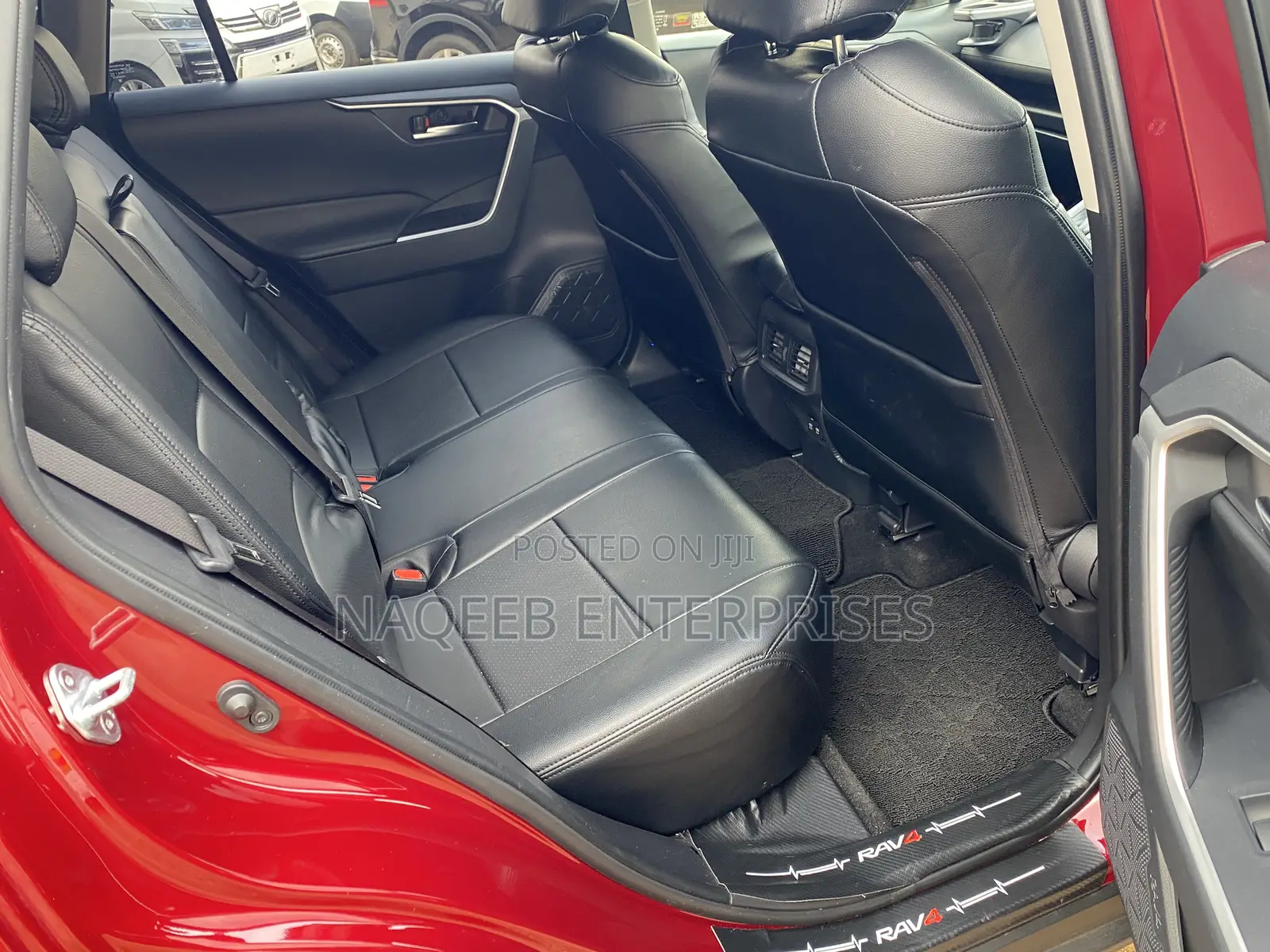 Toyota RAV4 2019 Maroon