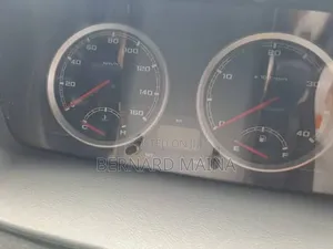 Tata Xenon 2017 White