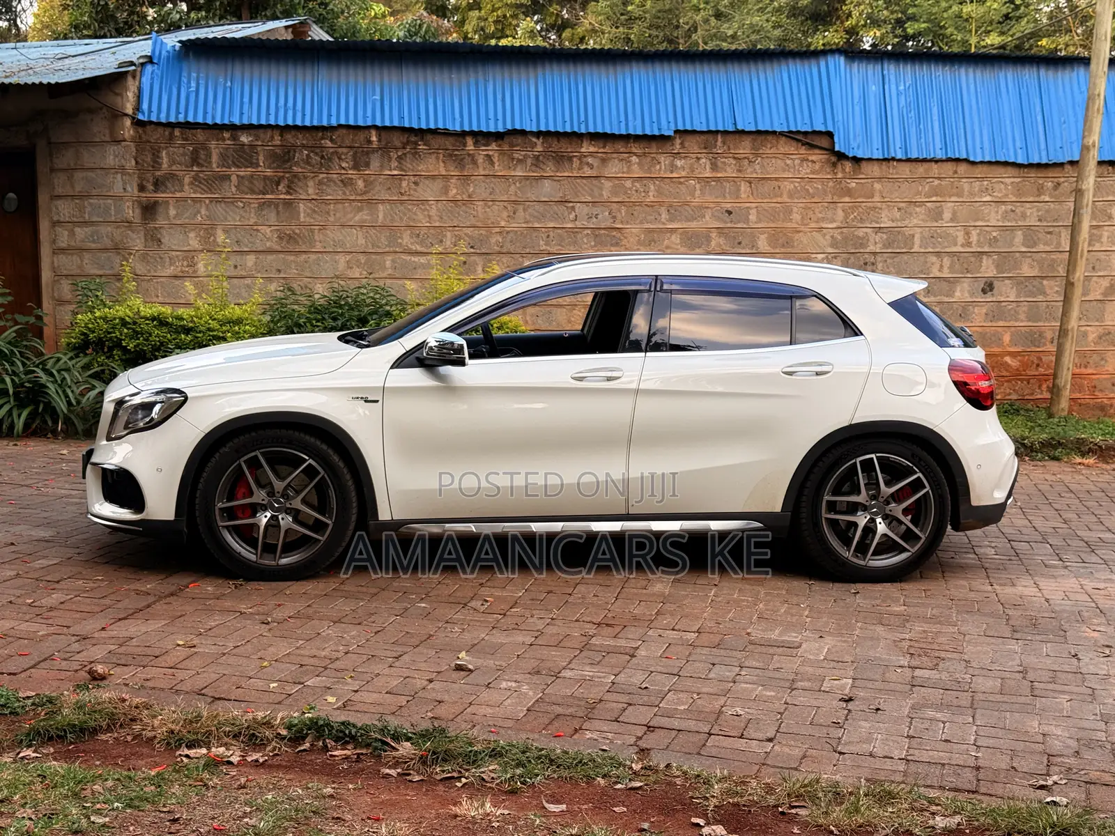 Mercedes-Benz GLA-Class 2017 White